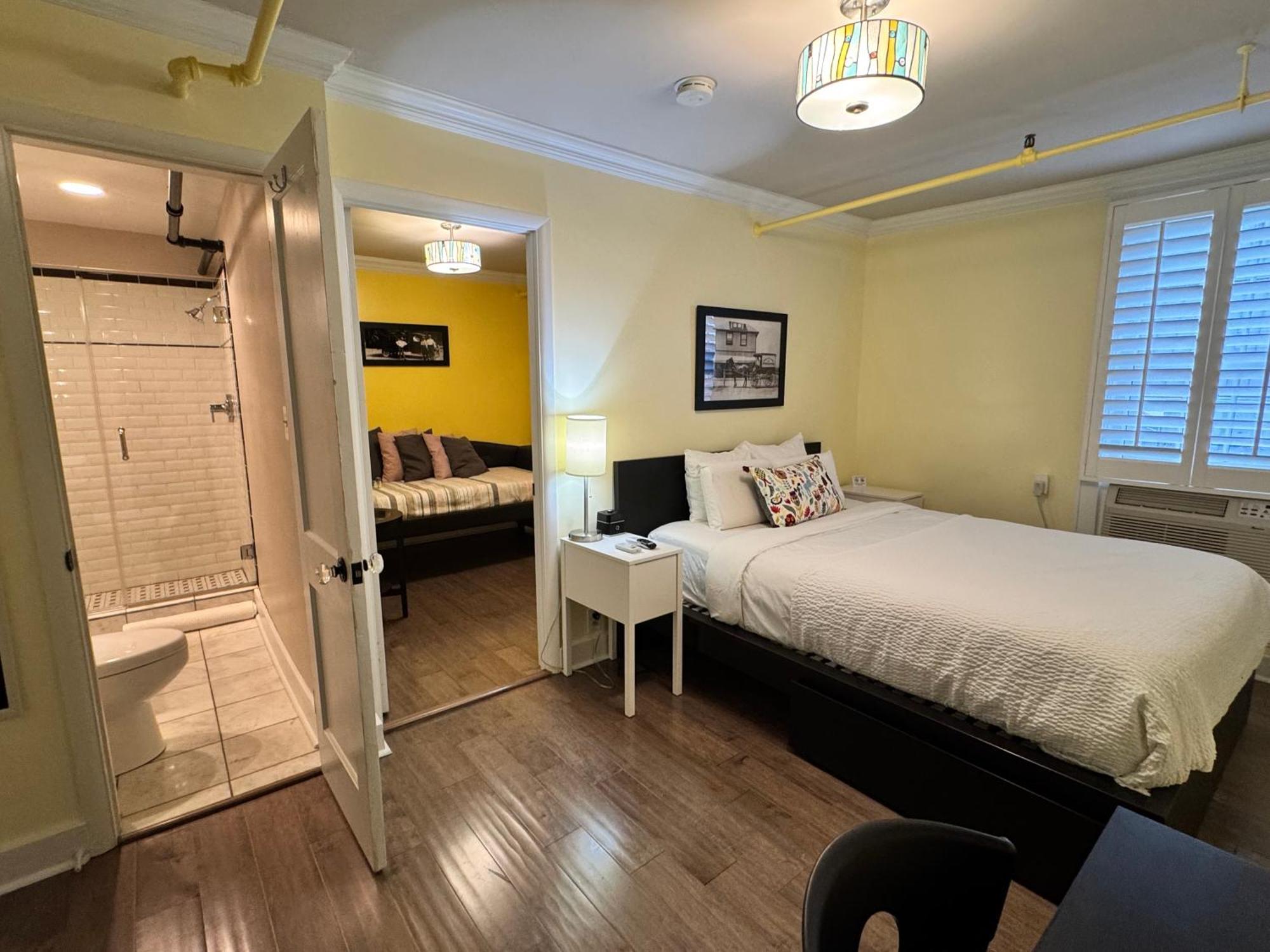 The Sherman Inn ベイツビル エクステリア 写真